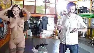 Matka przyjaciel jedzie redtube dojrzale kogut.
