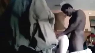 Niemiecka pani jest dojrzale mamuski de zadowolona z uchodźcy.