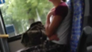 Macocha zastępuje kaptur pod członkiem pasierba. darmowe filmy z dojrzałymi