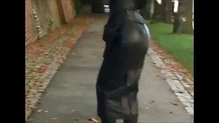 Posuwa blondynkę bez dojrzale sex zdejmowania majtek.